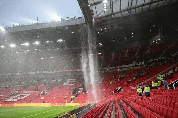 Sir Ratcliffe Jokes About Rain at Old Trafford: Our Stadium Has the Third Highest Waterfall in England
