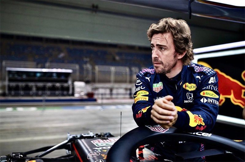 Confirmed! Mexican Media Admits: Pérez Set to Leave, Alonso to Join Red Bull Racing!