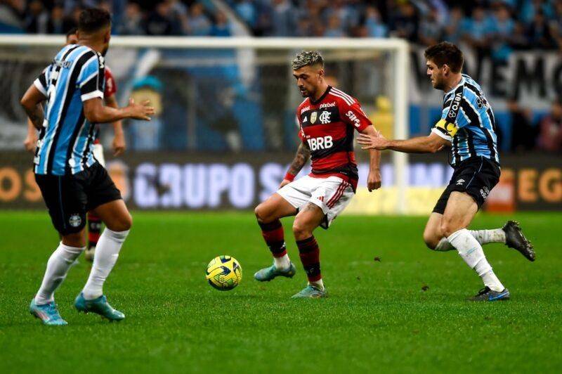 Brazilian Serie A Preview: Flamengo targets top spot with five-match winning streak, while Grêmio faces fitness concerns after four games in 13 days