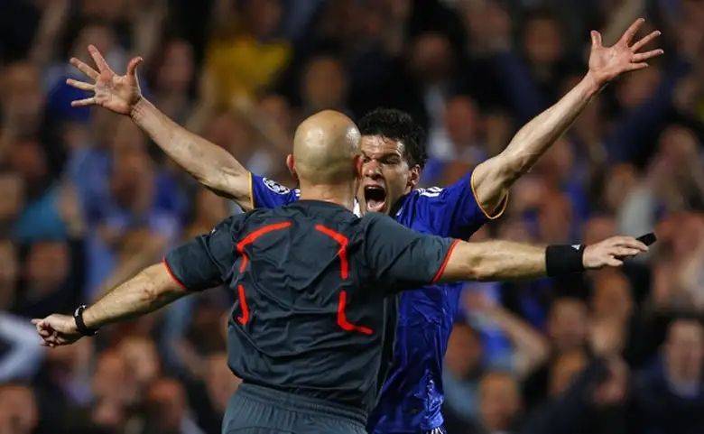 Referee from the Stamford Bridge Controversy: VAR Didn't Improve Football, Mourinho Criticized Me for His Gain