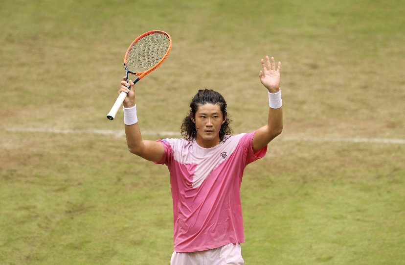 Match Report: Zhang Zhizheng Makes History at ATP Halle, Reaches Grass Court Semifinals to Face New World No. 1 Jannik Sinner