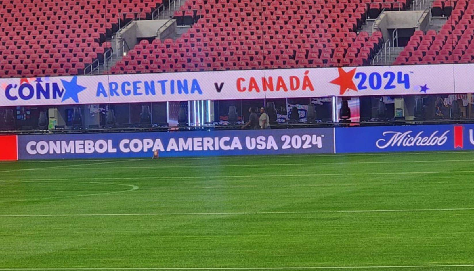 Romero Criticizes US Pitch: 'Sad' to Play Copa América on Such Fields