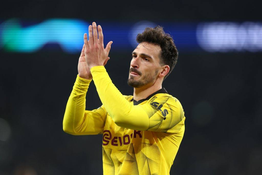 Italian Media: Roma Interested in Signing Hummels on a Free Transfer This Summer