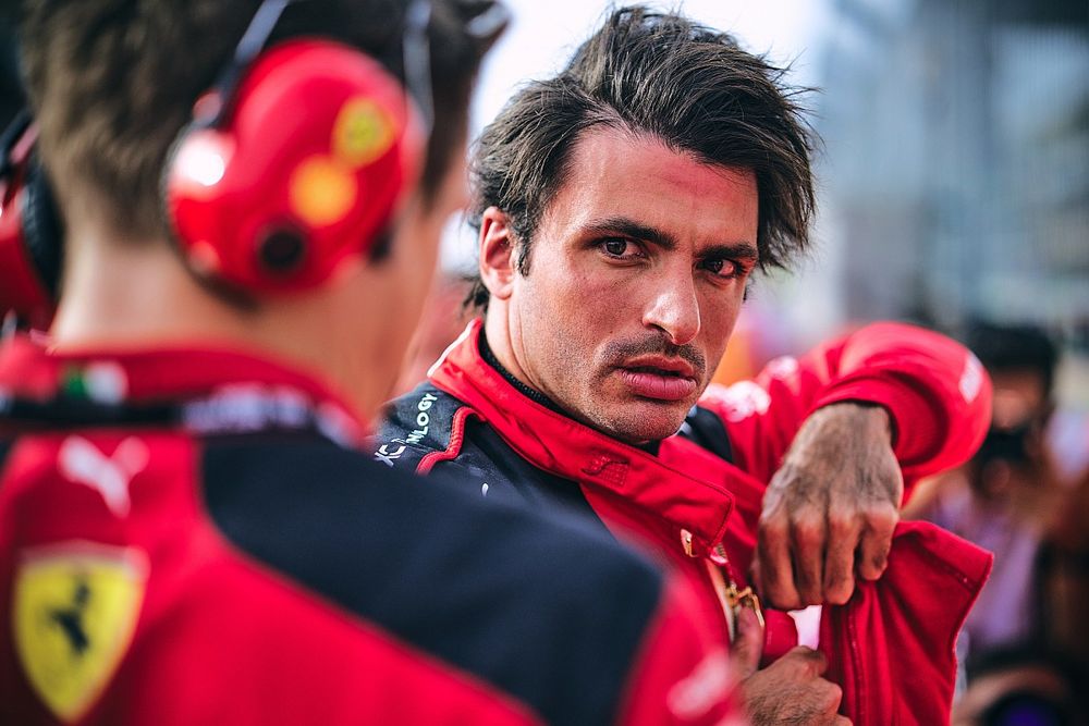 Why Ferrari and Sainz's F1 contract talks are still up in the air