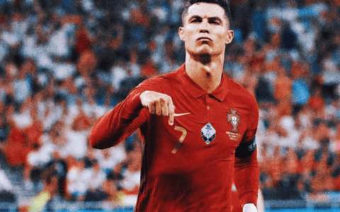 Foreign Media's Choice for Portugal's All-Time Best XI: Ronaldo Leads Current Players, Legends Gather