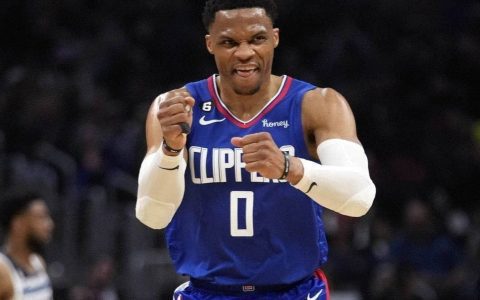 Shams: Clippers actively considering trading Westbrook