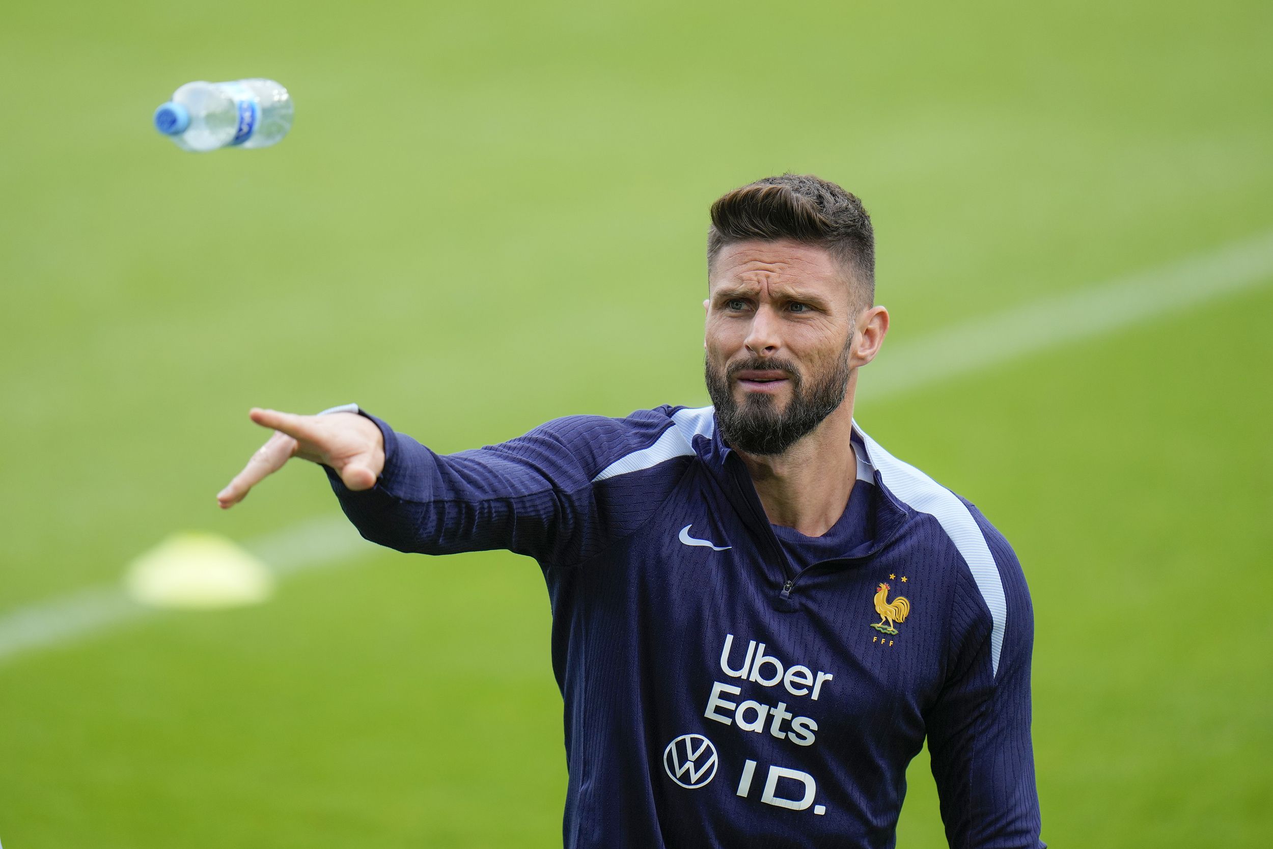 Deschamps on Giroud: Not Yet a Starter but Efficient, Playing Time Depends on Circumstances