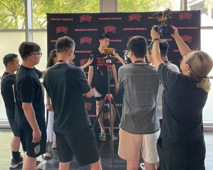 Media Personnel: Chinese National Basketball Team Played in Three Quarters Against the Blazers, Trailing by 30 Points in Two Quarters; Cui Yongxi Scored Three Field Goals