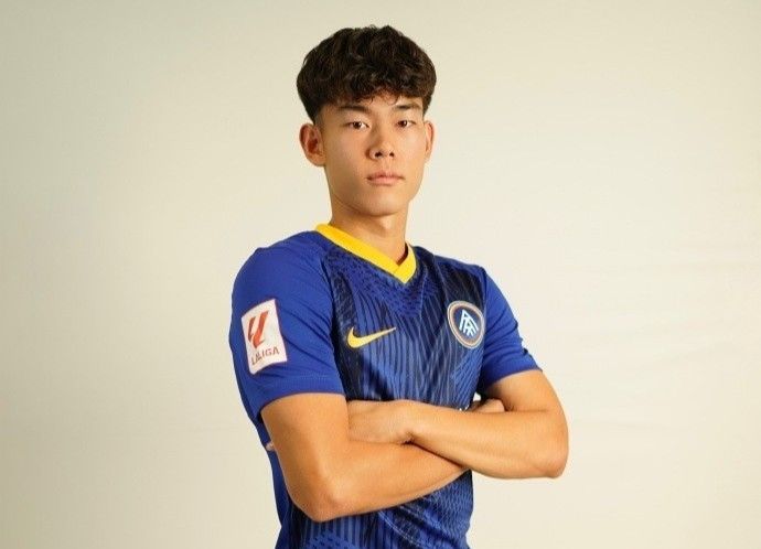 Zhu Yi of Transfermarkt: Young Overseas Player He Xiaoke Returns to China, Rejoining Shandong Taishan