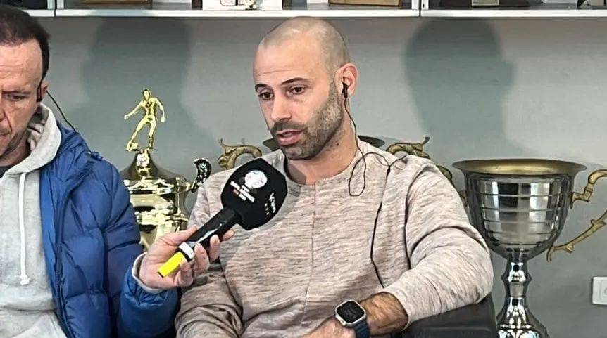 Mascherano: Understand Messi, Di Maria's Olympic Absence; Satisfied with Current Squad