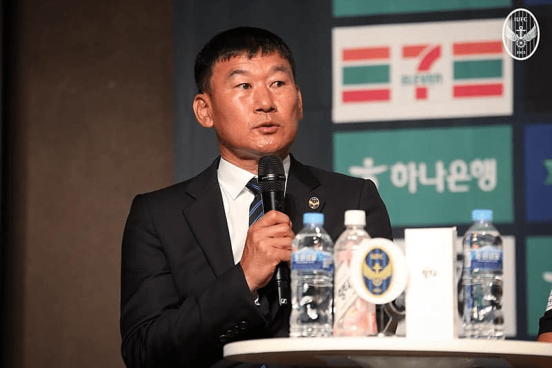 South Korean Media: Incheon United Manager Cho Sung-hwan Resigns, Today's Match Against Gwangju Sangmu to Be His Farewell