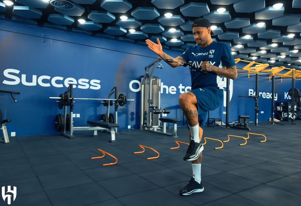 Neymar Returns to Al-Hilal Riyadh for Continued Rehabilitation Training