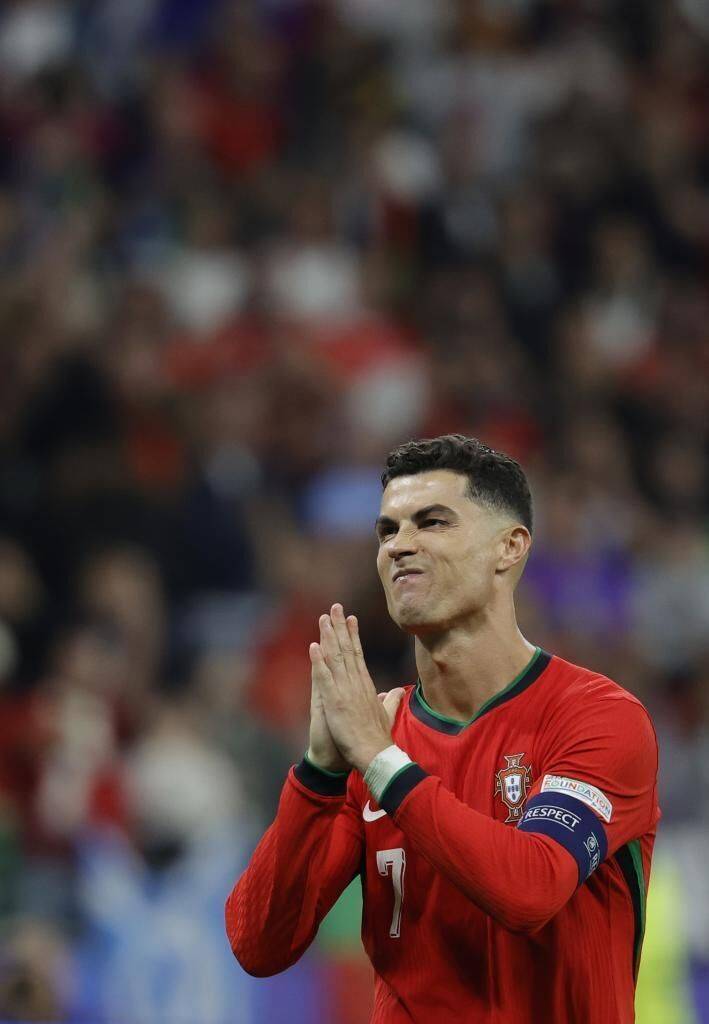 Spanish Media: Ronaldo Has His Worst Game Ever, Scores Penalty and Prays for Fans' Forgiveness