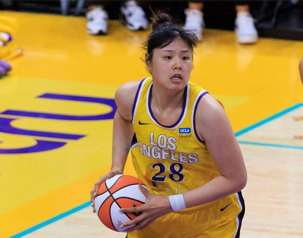 Sparks vs. Mercury Preview: Can the Sparks Maintain Their Upset Streak?