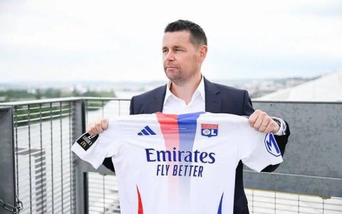 Official: Lyon extends contract with head coach Sager until 2026