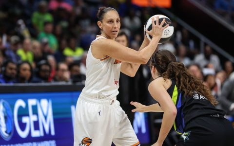 Mystery VS Mercury: Taurasi and Griner both in the starting lineup