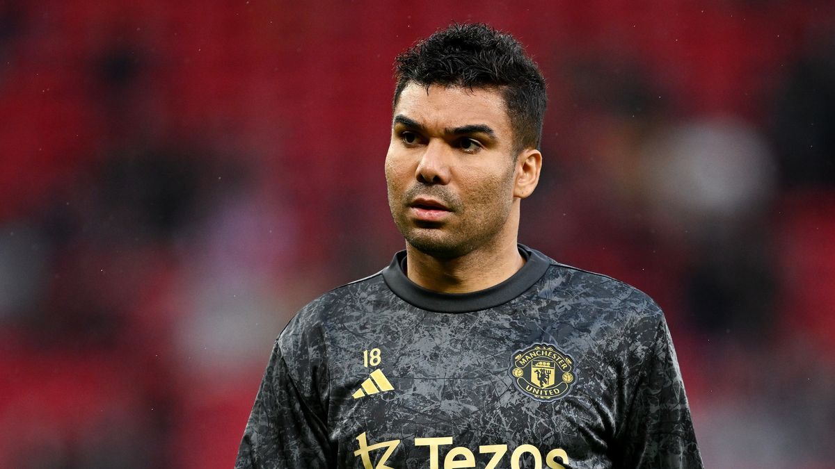 Man Utd Evening News: Age and Sky-High Salary May Force United to Keep Casemiro