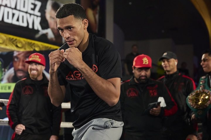 WBC Grants Benavidez Two More Weeks to Decide on Weight Class