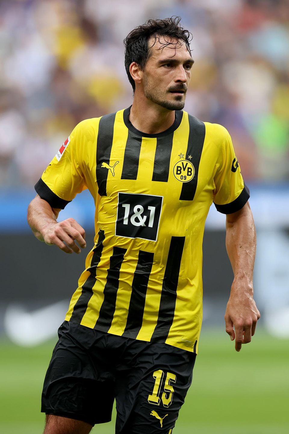 Journalist: Hummels Close to Free Transfer to Bologna with Annual Salary in Millions