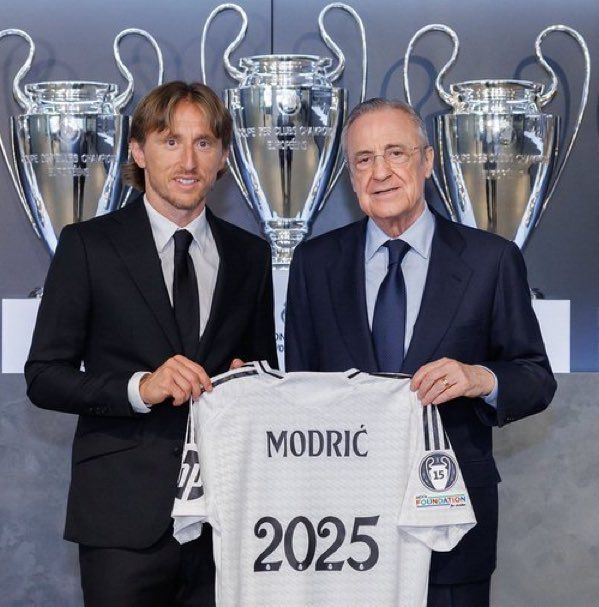 Vietnamese League Coach: I Want to Sign Modric!