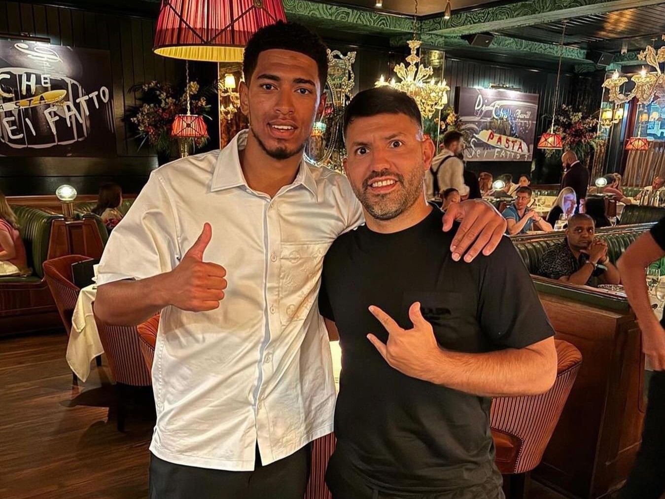 Bellingham Dines with Agüero During Vacation; Argentine Forward Previously Backed Him for Ballon d'Or