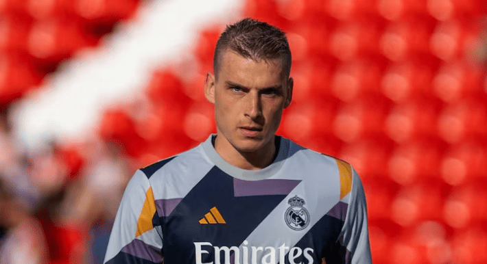 As Newspaper: Real Madrid is willing to accept a transfer deal of Lunin for Kepa + cash