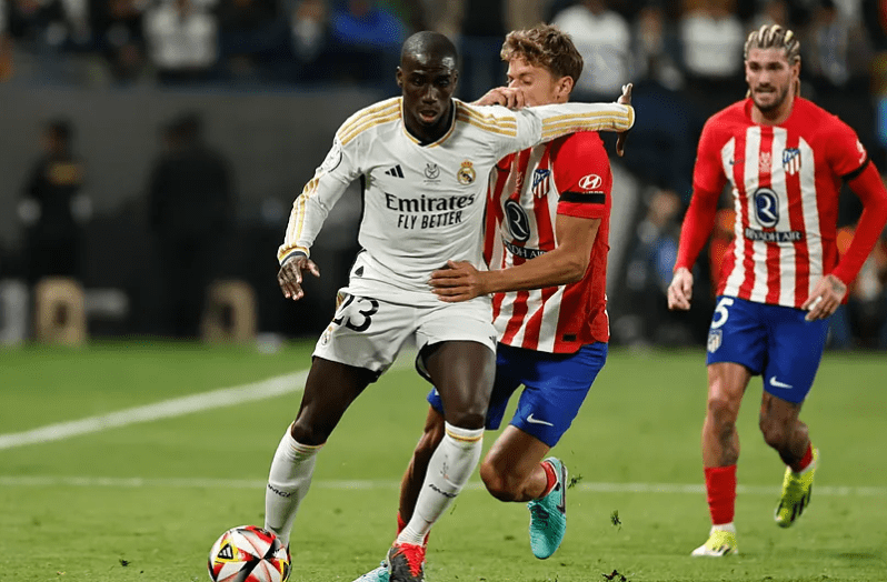 According to Marca, 29-year-old French left-back Ferland Mendy has reached a basic agreement for renewal with Real Madrid. The new contract will expire in June 2027, and the player's salary is linked to his appearances.