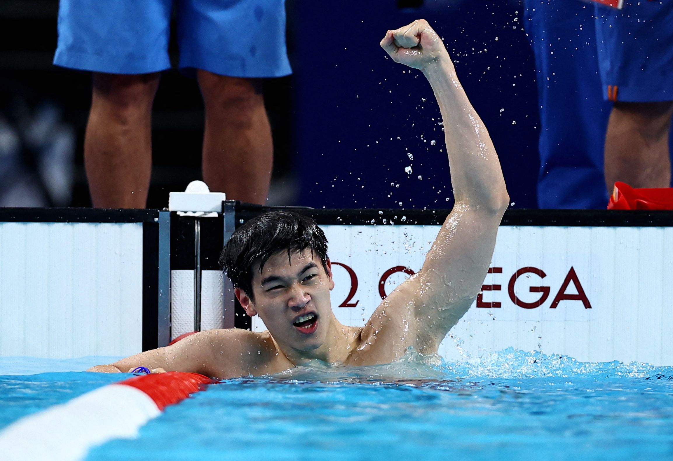 Men's 100m Freestyle Final: Chinese Swimmer Pan Zhanle Sets World Record to Claim Gold!