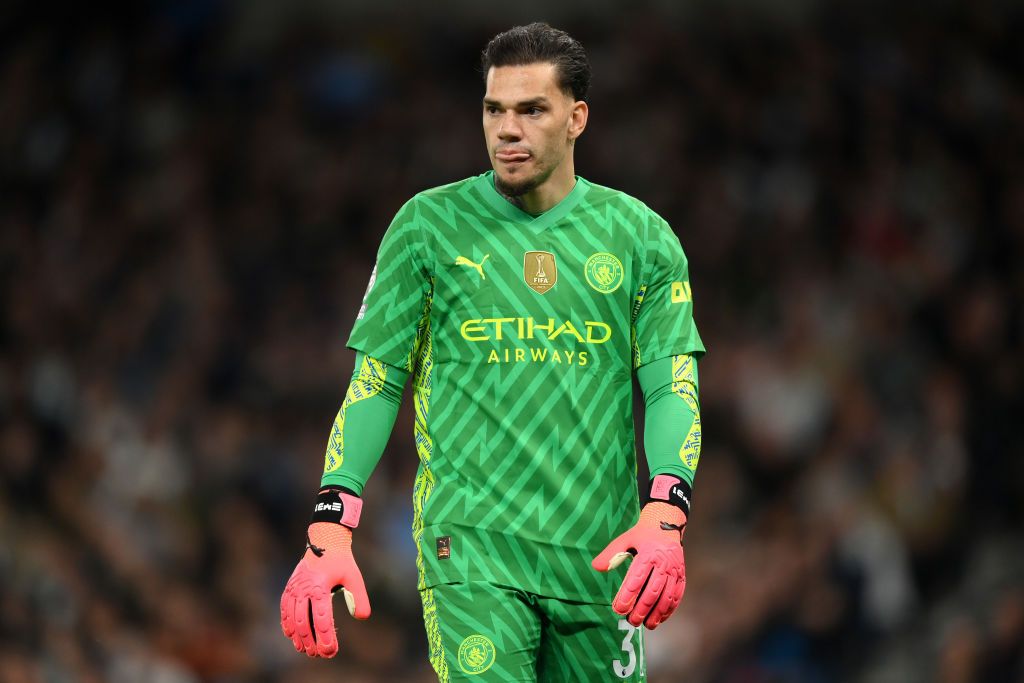 Romano: Ederson Eager to Join Saudi League, Engaging with Al Ittihad Jeddah