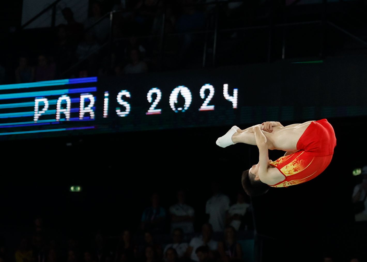 Tumbling Final: Chinese Competitors Wang Zisai and Yan Langyu Secure Silver and Bronze; Litvinovich Takes Gold