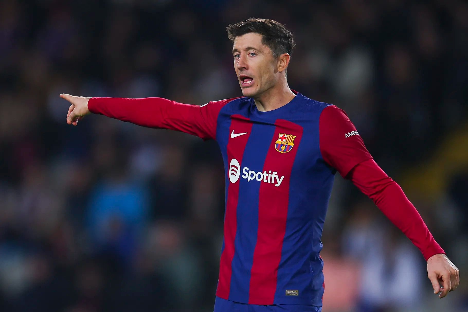 Spanish Media: Lewandowski's Salary This Season Reaches €32M—Barça Can Unilaterally Terminate Contract if Appearances Fall Short