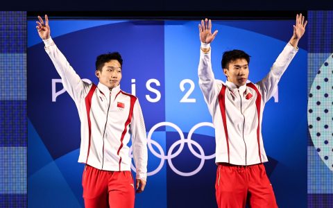 Gold Arrival! Men's 3m Synchronized Springboard: Long Daoyi and Wang Zongyuan Claim Gold