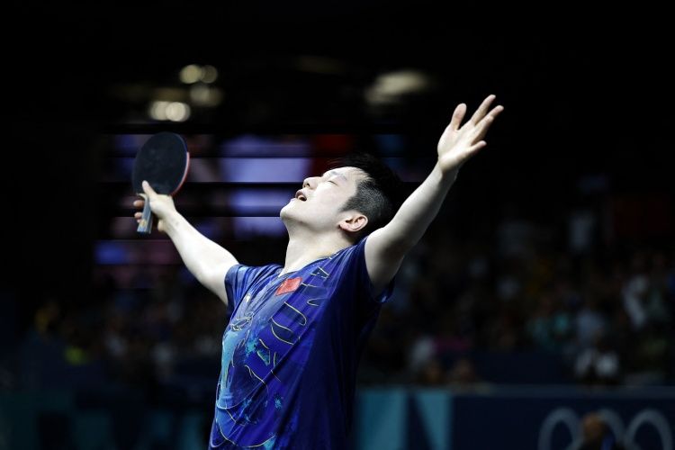 Tribute to the Idol! Fan Zhendong replicates Bellingham's celebration after overturning Zhang Ben's lead