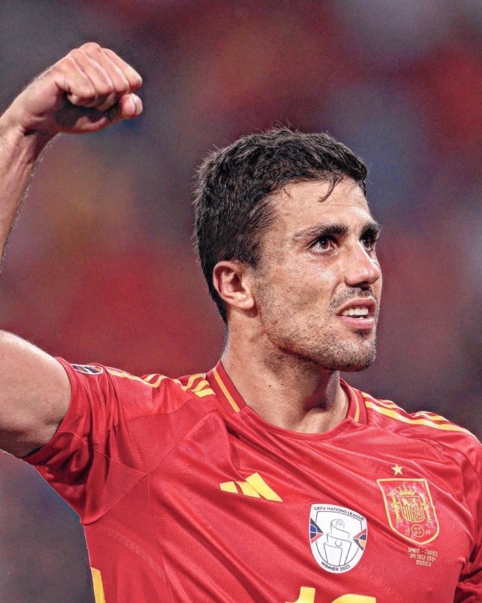 It's all done? Rodri chants at the title celebrations: Gibraltar is Spain's!