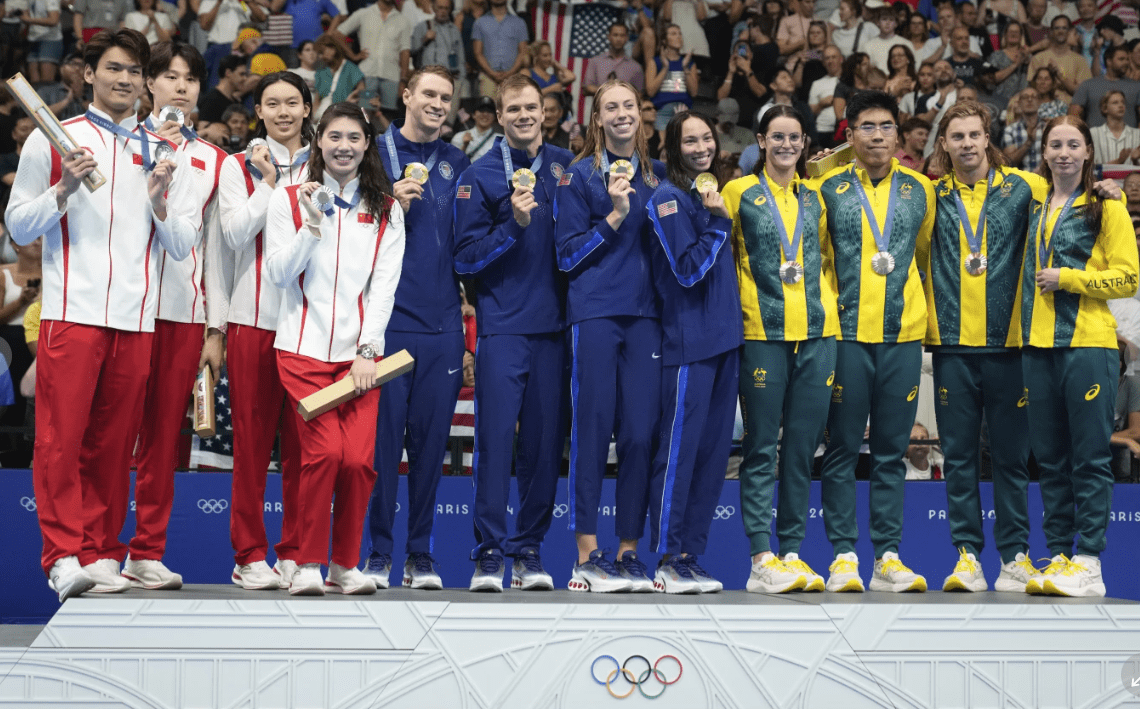 Alex Walsh Stripped of Bronze in Women's 200m Medley for Illegal Turn; Sister Wins Relay Gold Shortly After