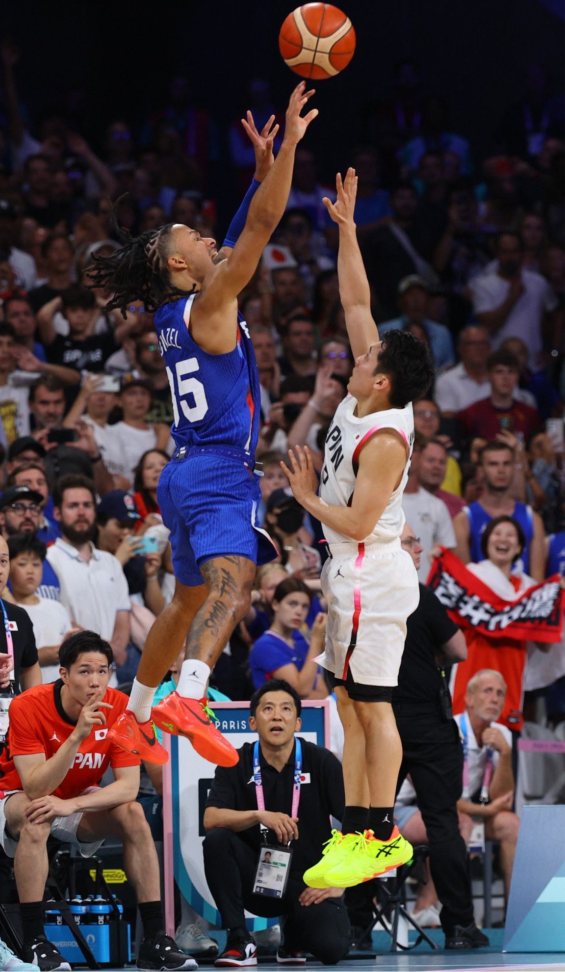 Stalezeler's Amazing 3+1 Sends France into Overtime