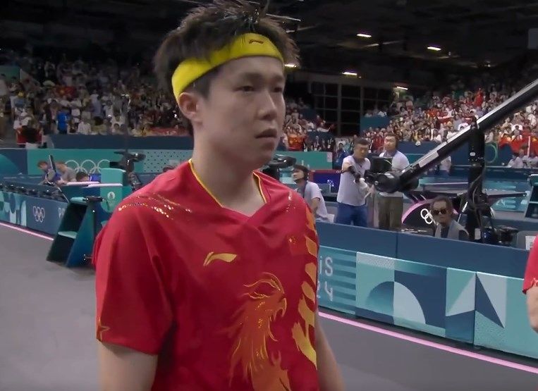 Wang Chuqin on His Broken Racket: Olympic Photographer Shouldn't Behave Like This; I Can Play with a Backup Racket Too