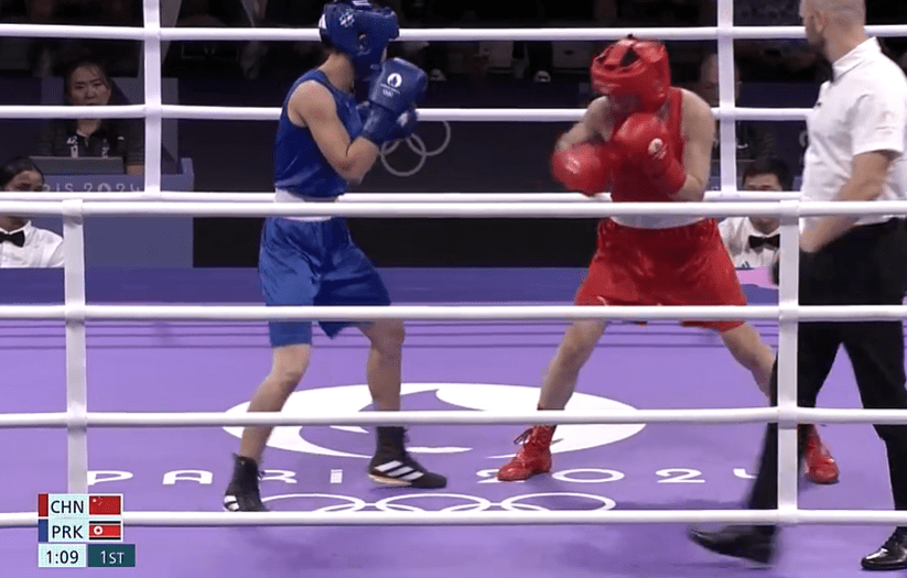 Women's 54kg Boxing Semifinal: Chinese Boxer Chang Yuan Defeats DPR Korean Bang Jeomi to Advance to Final