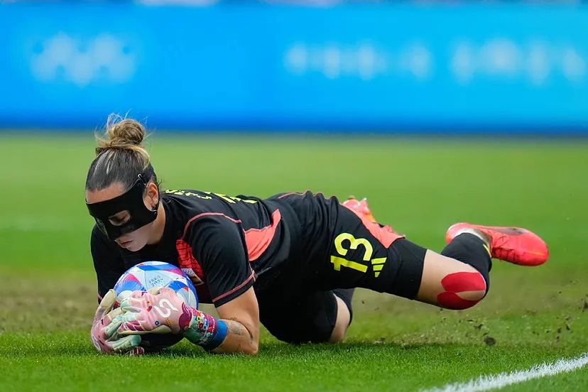 Spain's Women's Football Team Misses the Final! Goalkeeper Apologizes: "I Didn't Perform to My Level, I Did Nothing Well."