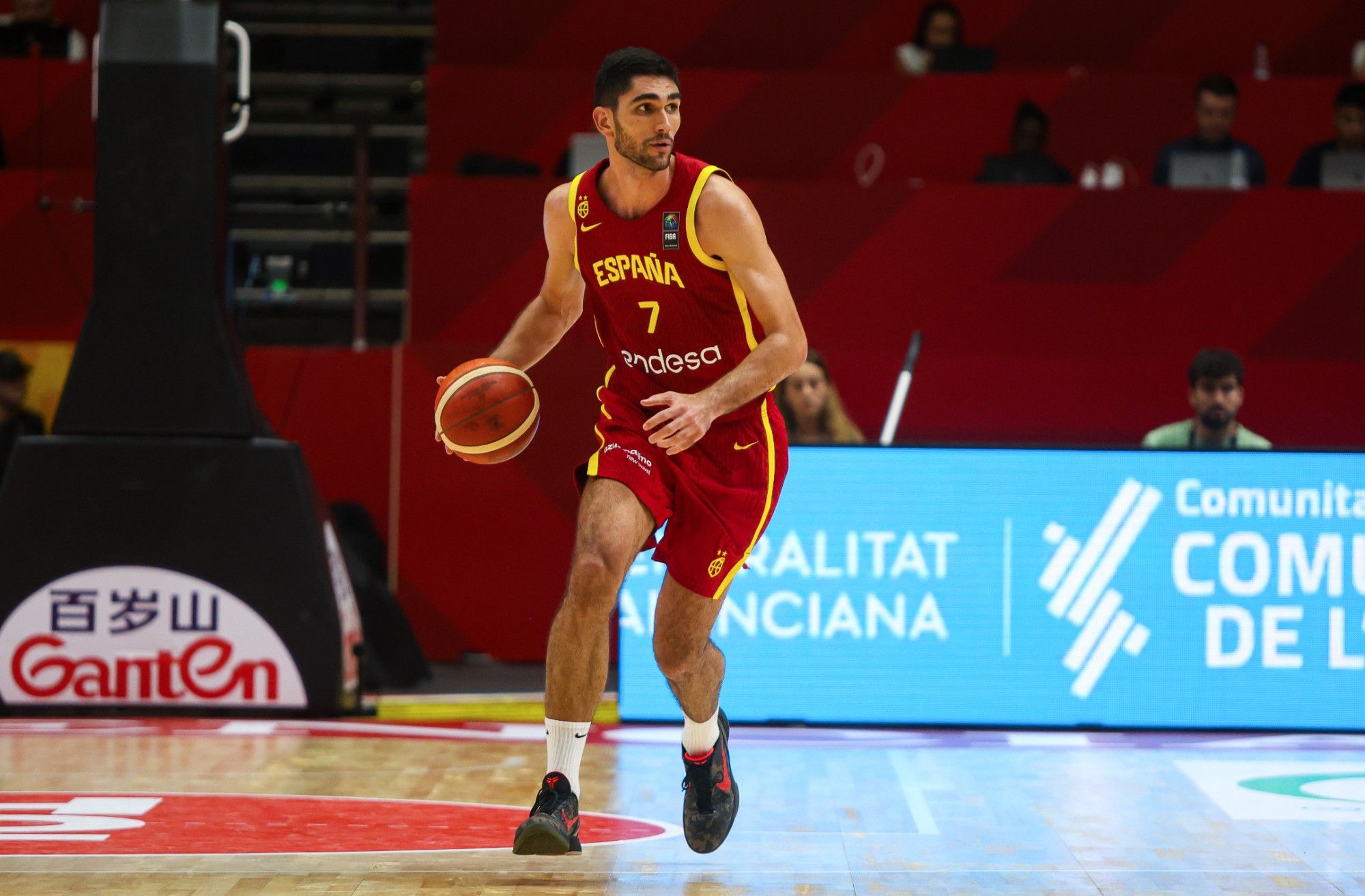 Hopeless Savior! Ignacio Alarcón Scores 27 Points for Spain, But Teammates Fail to Support