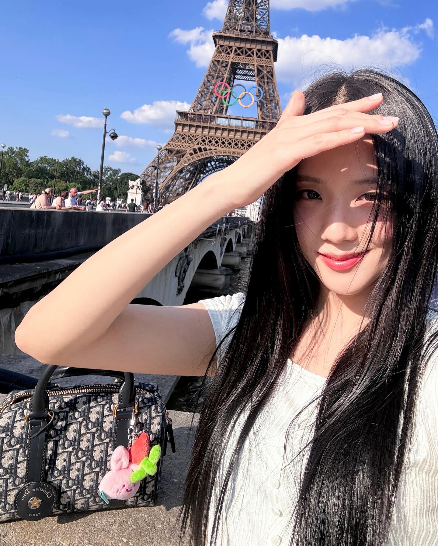 Korean Girl Group BLACKPINK Member Jisoo Spotted in Paris Cheering on Olympic Athletes