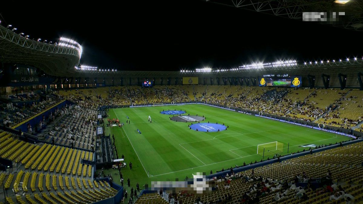 Fans Dissatisfied with Team Boycott Matches; Large Sections of Empty Seats at Al Nassr's Home Stadium