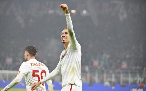 Smalling: Roma Fans are the Best in the World, Honored to Lift European Trophy for Roma