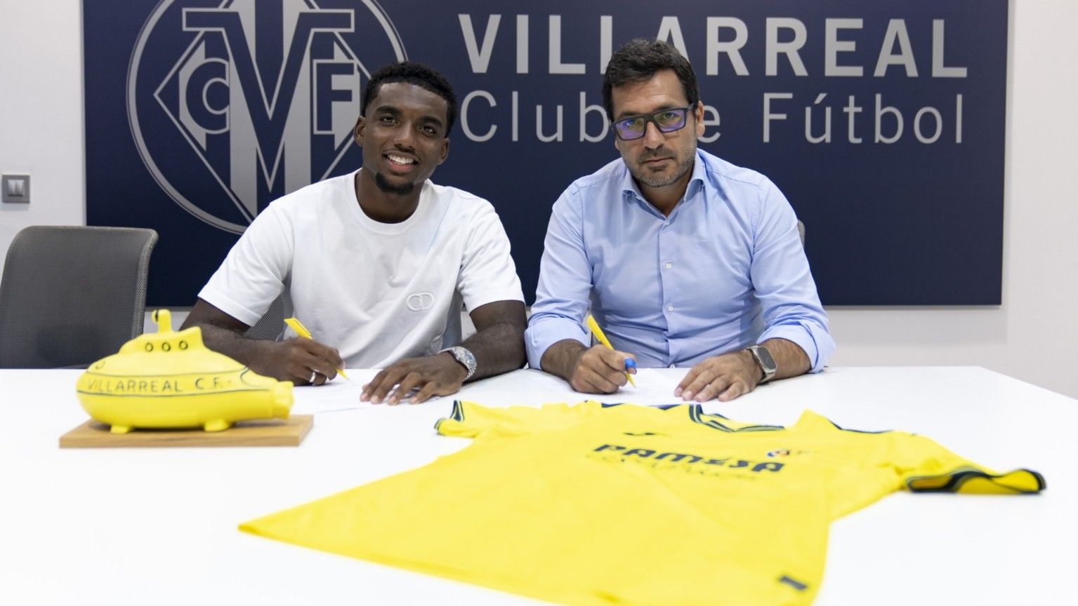 Villarreal Official: Toulouse Defender Costa Joins, Signs Until 2030