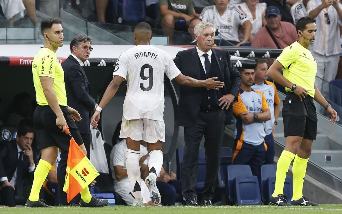 Ancelotti: Players to Signal for Substitution if Not Coping with High Temperatures; Endrick Shows Great Potential