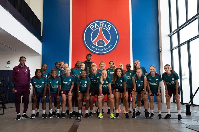 Minority Owner Durant Visits Ligue 1 Paris HQ, Interacts with Management and Players