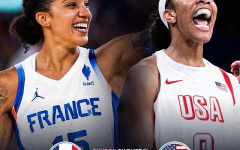 The French Women's Basketball Team Showed Great Momentum, Once Leading by Several Points; Trailing the U.S. Team by the End of the Third Quarter