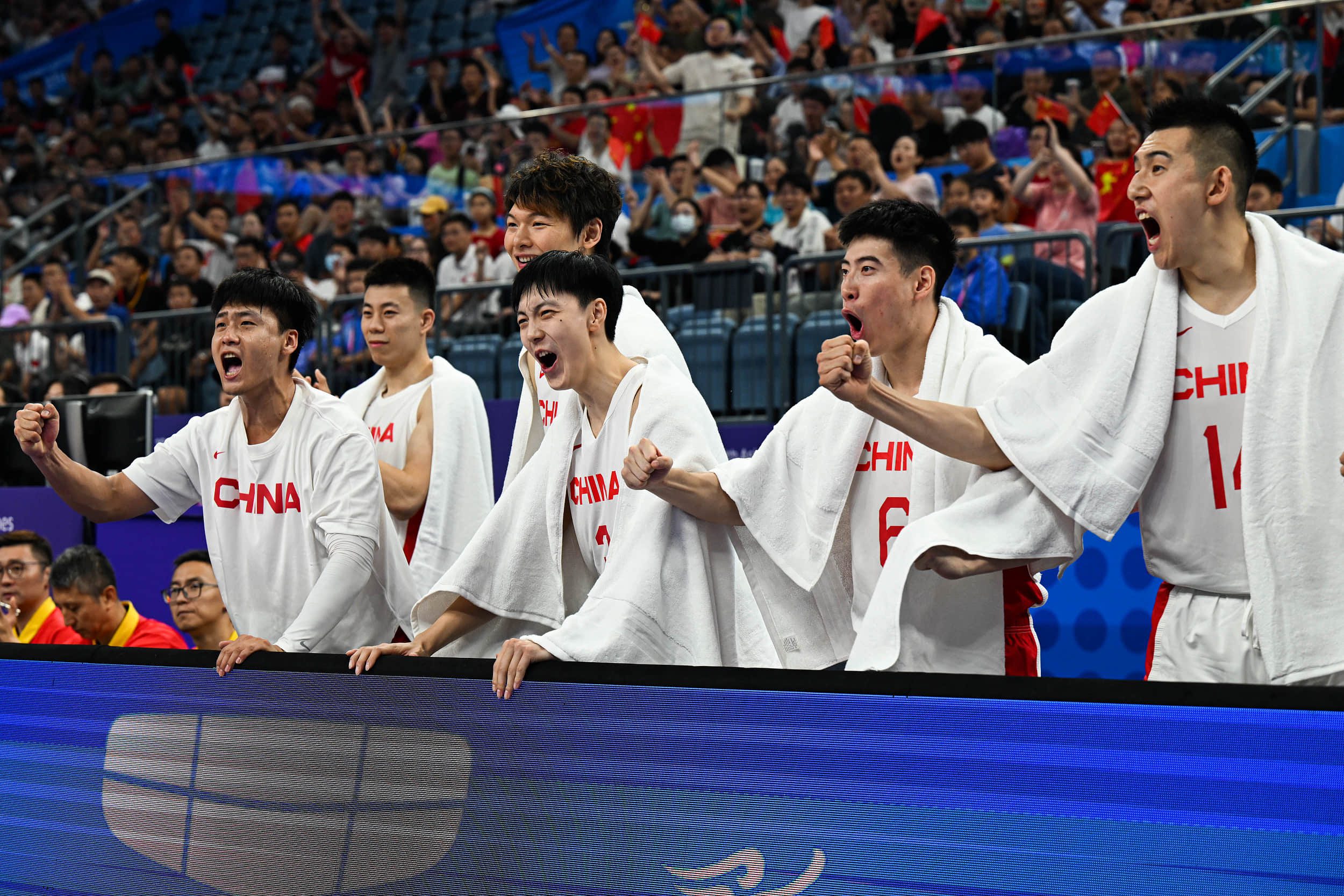 The Chinese Basketball Team: Preparing with Dedication as the Men's Team Continues Training in Beijing