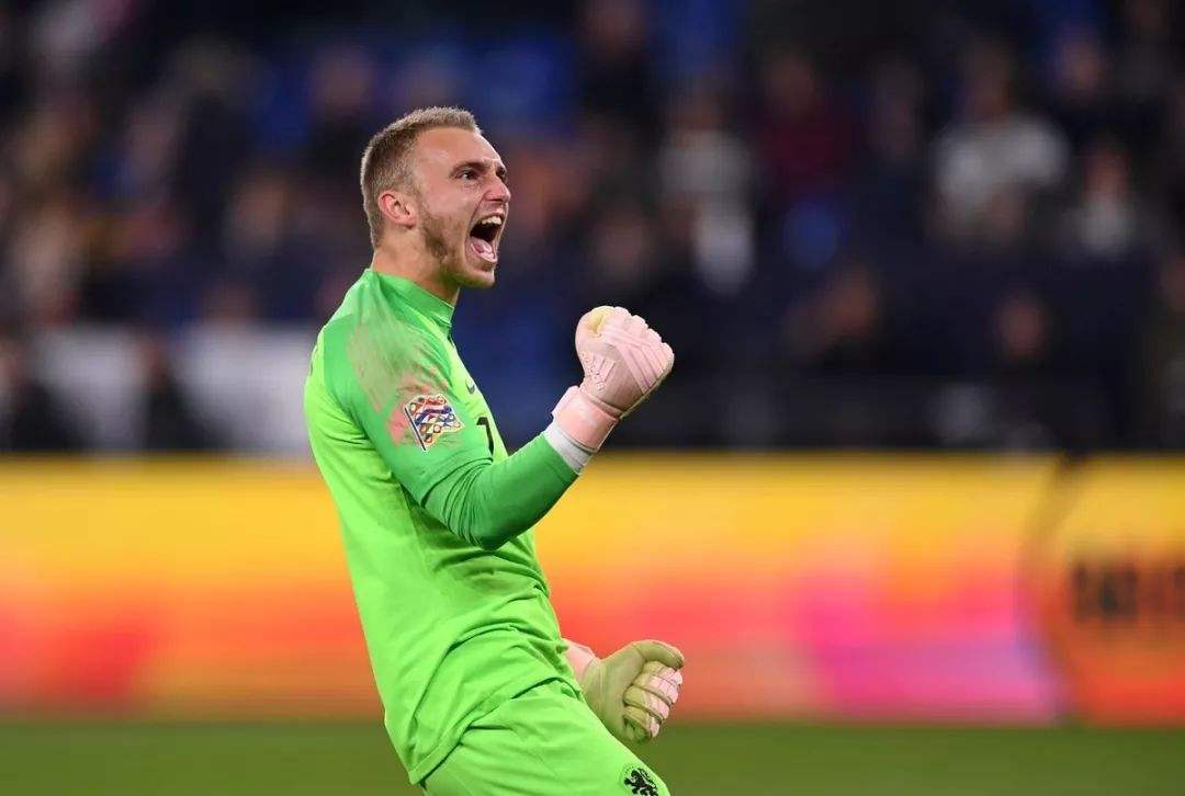 Cilaesen's Barcelona Spirit Awakens; Makes Seven Saves Against Real Madrid! Rises to Top of La Liga Saves Chart