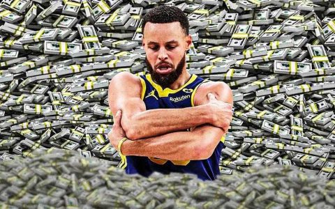 Curry completes a $62.6 million extension; total salary over the next three years will reach $178 million